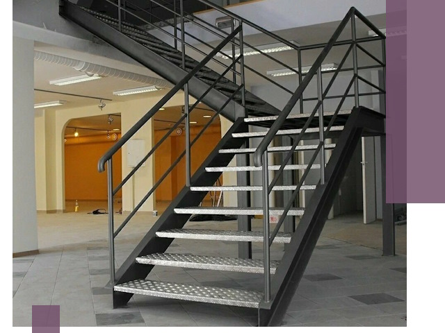 Лестницы для офиса в Азнакаеве: изготовление, монтаж, демонтаж