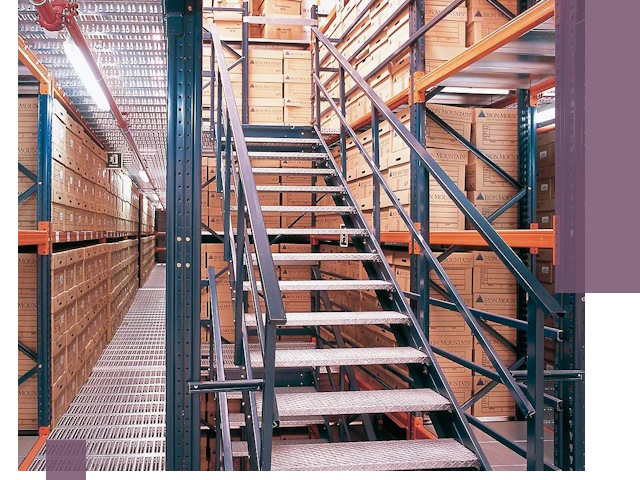 Лестницы складские прочные и безопасные под ключ в Азнакаеве