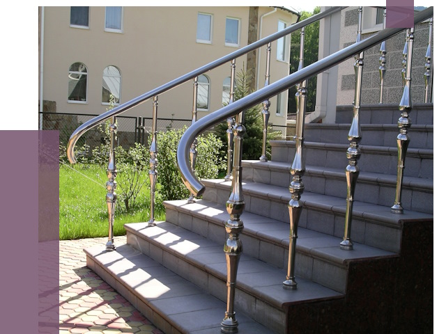 Перила для крыльца в Азнакаеве от 10775 руб. — монтаж ПРОЛЁТ-Знк