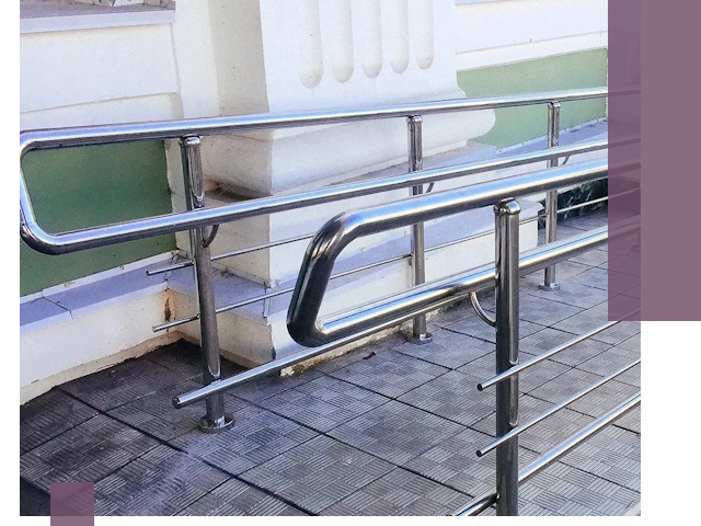 Ограждения пандусов из металла и нержавейки в Азнакаеве