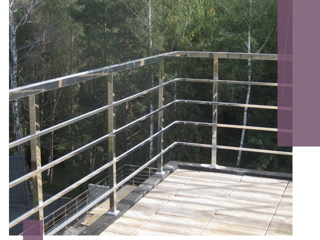 Парапеты из нержавеющей стали в Азнакаеве — изготовление и монтаж