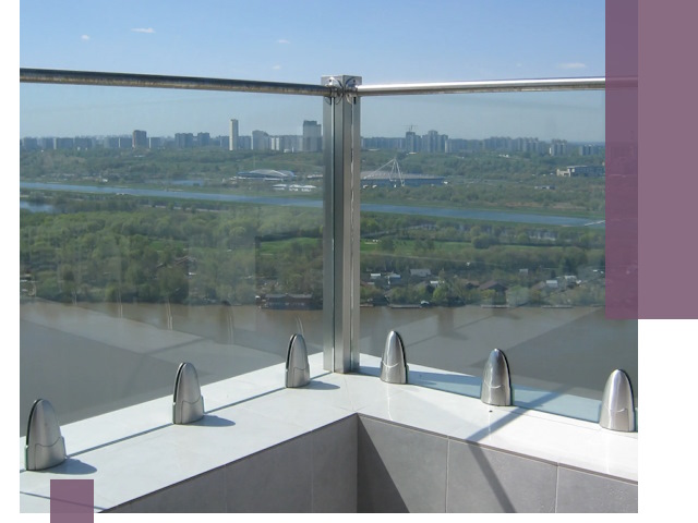 Стеклянные парапеты премиум класса в Азнакаеве для домов и бизнесов