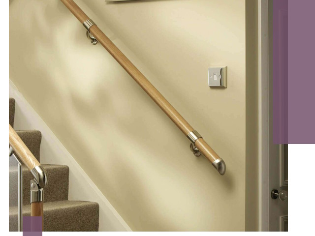 Монтаж пристенных поручней профессионально в Азнакаеве